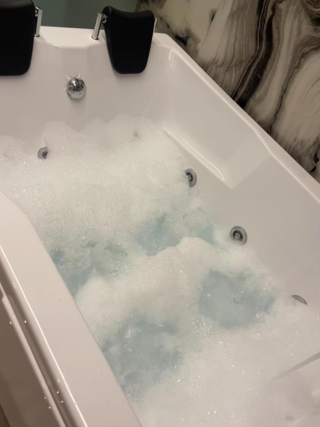 Leodori 3 Suites Shëngjin エクステリア 写真